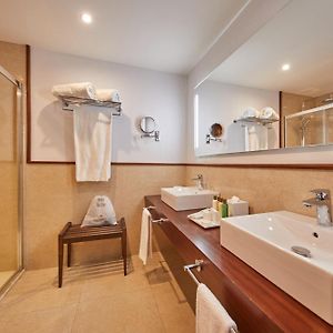 Classic Double Room Frontal Sea View